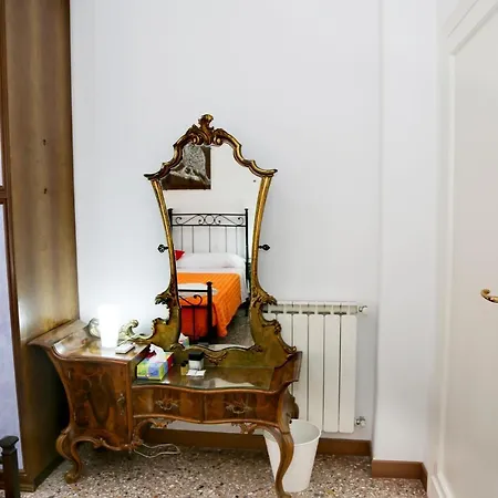 46 Viale Vaticano Apartman
