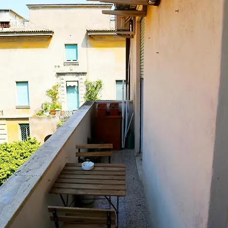 46 Viale Vaticano Apartman